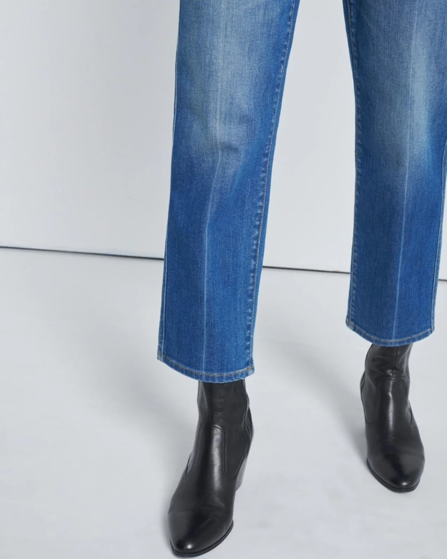 7 For All Mankind Women's High Waist Cropped Straight Leg Jeans for Garden Party