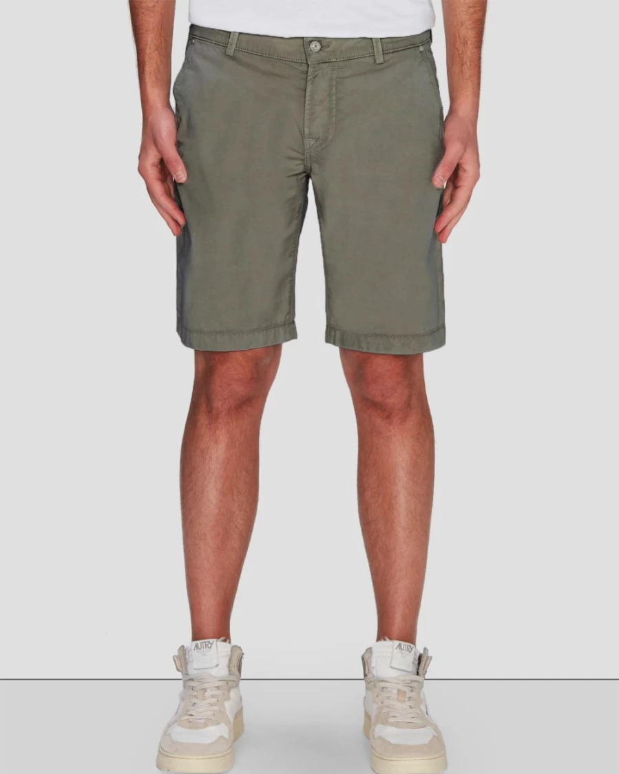 7 For All Mankind Men's Airweft Twill Chino Shorts in Thyme