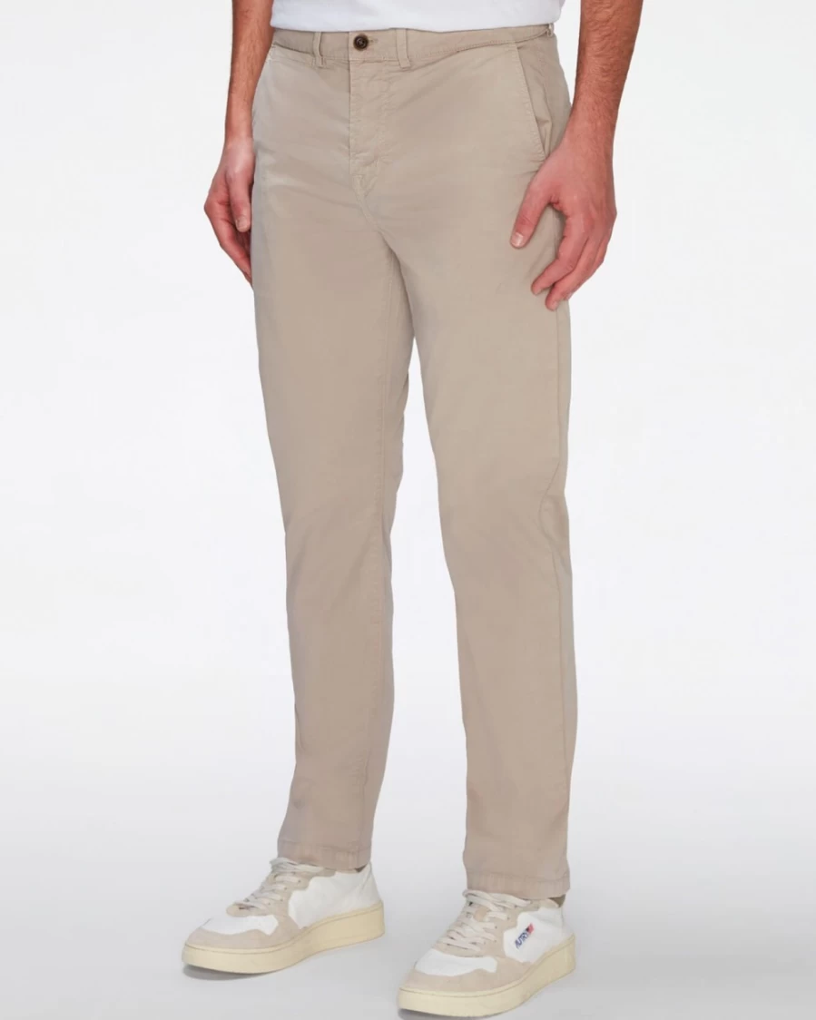 7 For All Mankind Men's Airweft Twill Adrien Chino Pants in Sesame